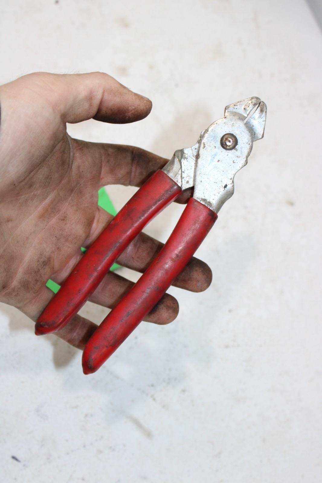 Matco Tools 7in Straight Hog Ring Plier MPHRSB – Cushion Grip Handle