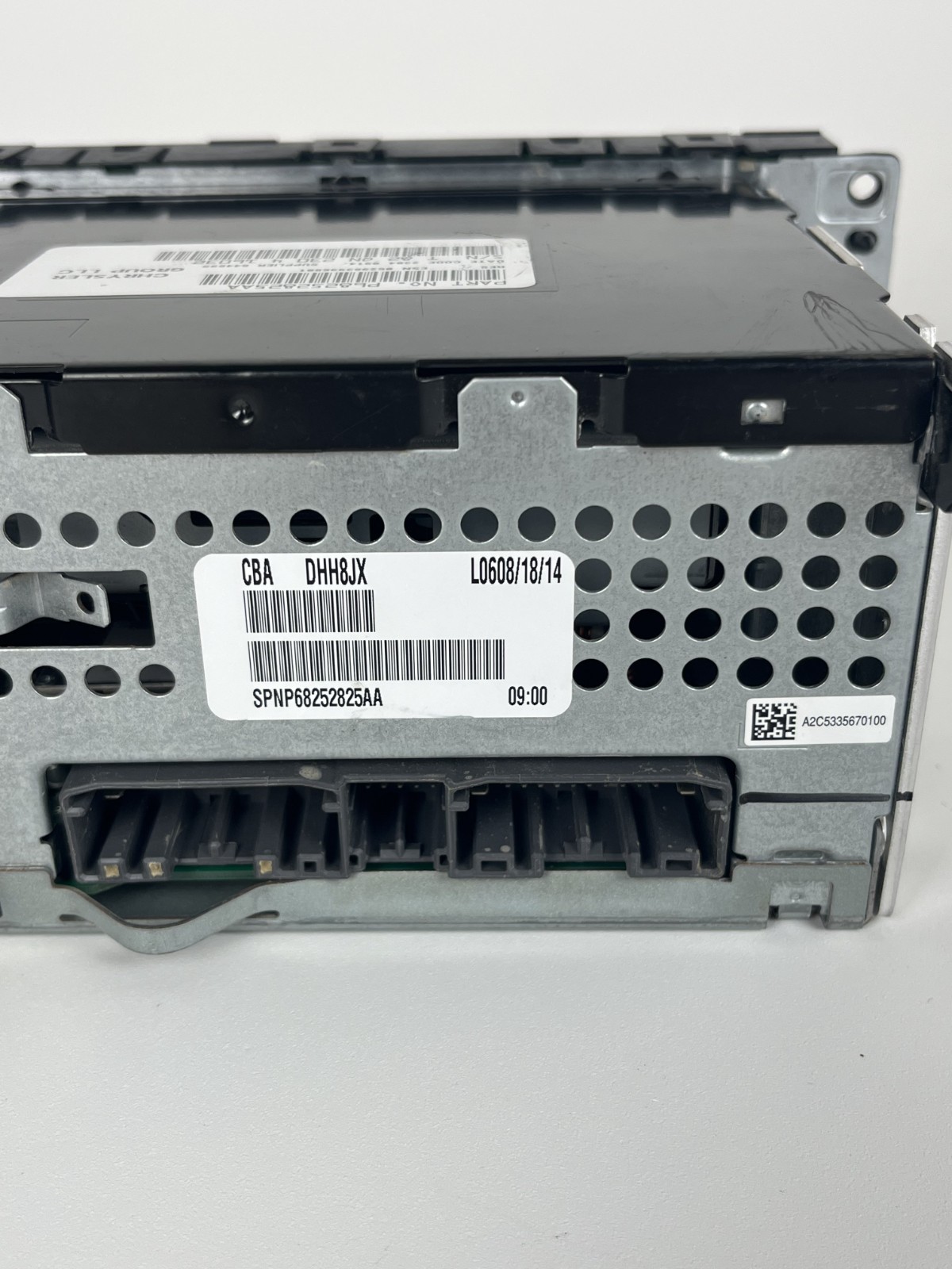 P68252825AA Chrysler Group Llc Radio Cd MP3 Aux Sirius Player READ DESC