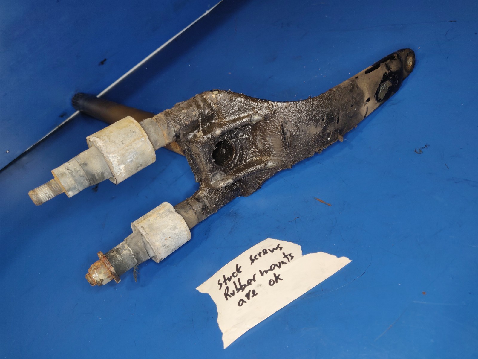 Pin 73593A1 swivel rod lever 73594A1 mercury mariner 80hp 800