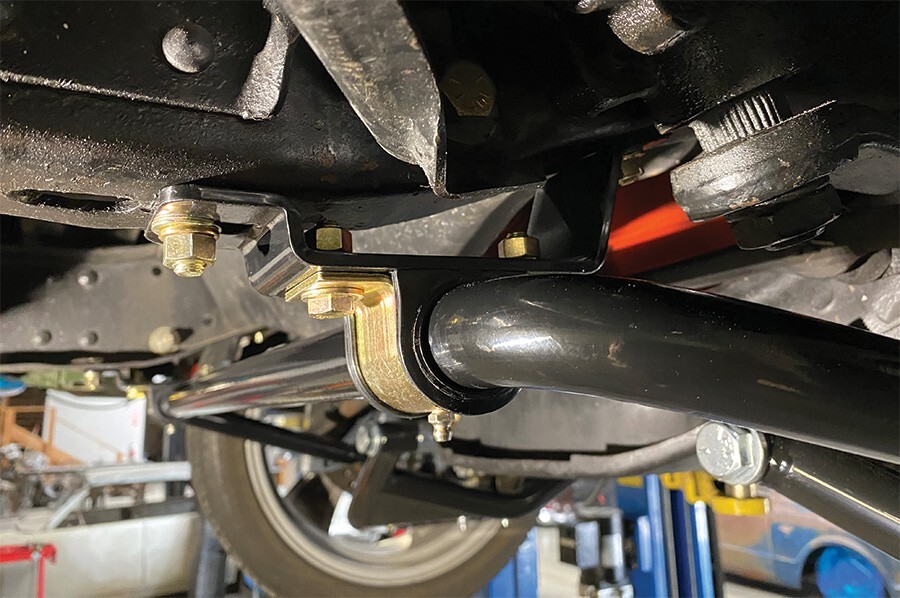 63-72 Chevy GMC C10 Truck Front Performance Sway Bar 1 1/4