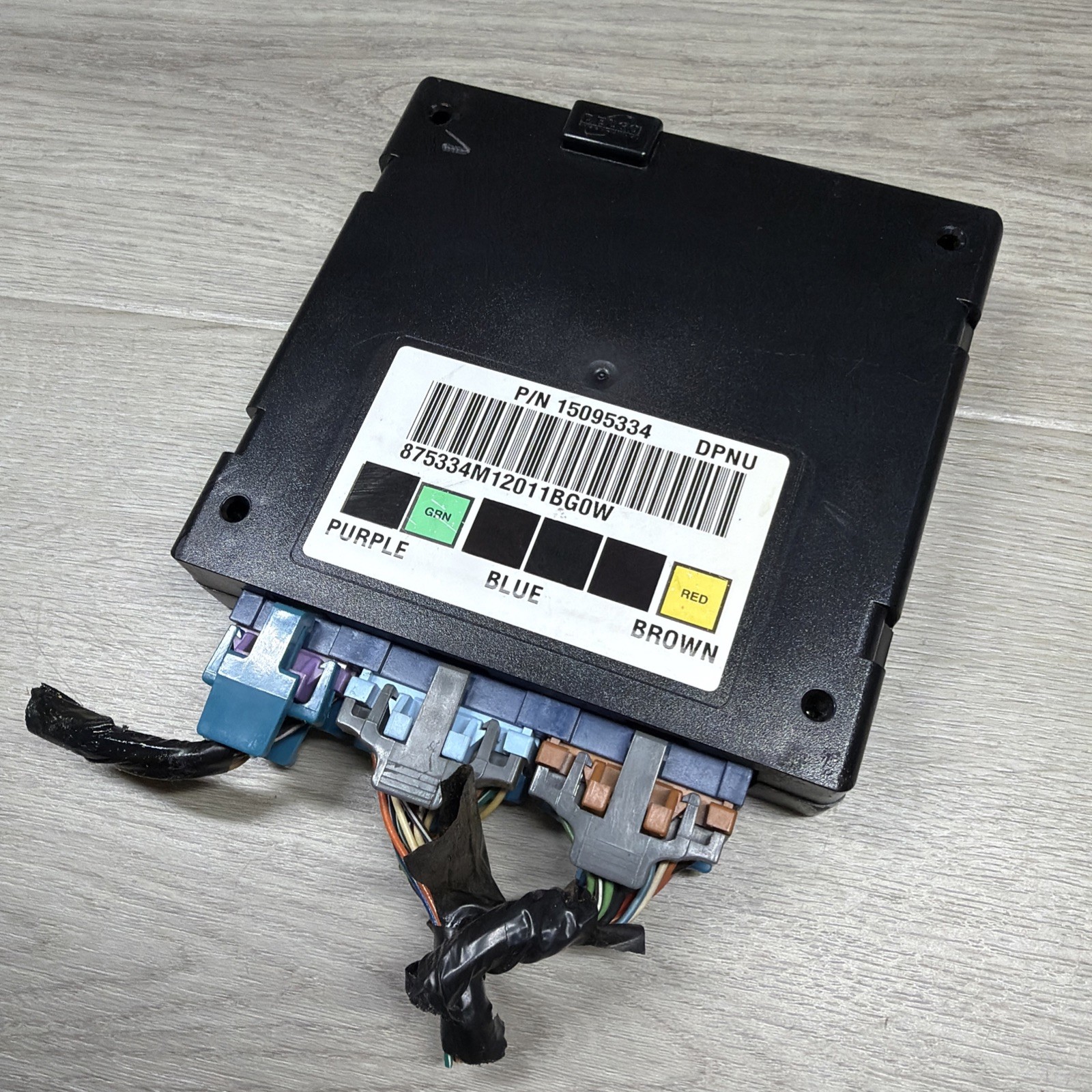 2002-2005 Chevrolet S10 Blazer BCM Body Control Module Unit Module 15095334 OEM