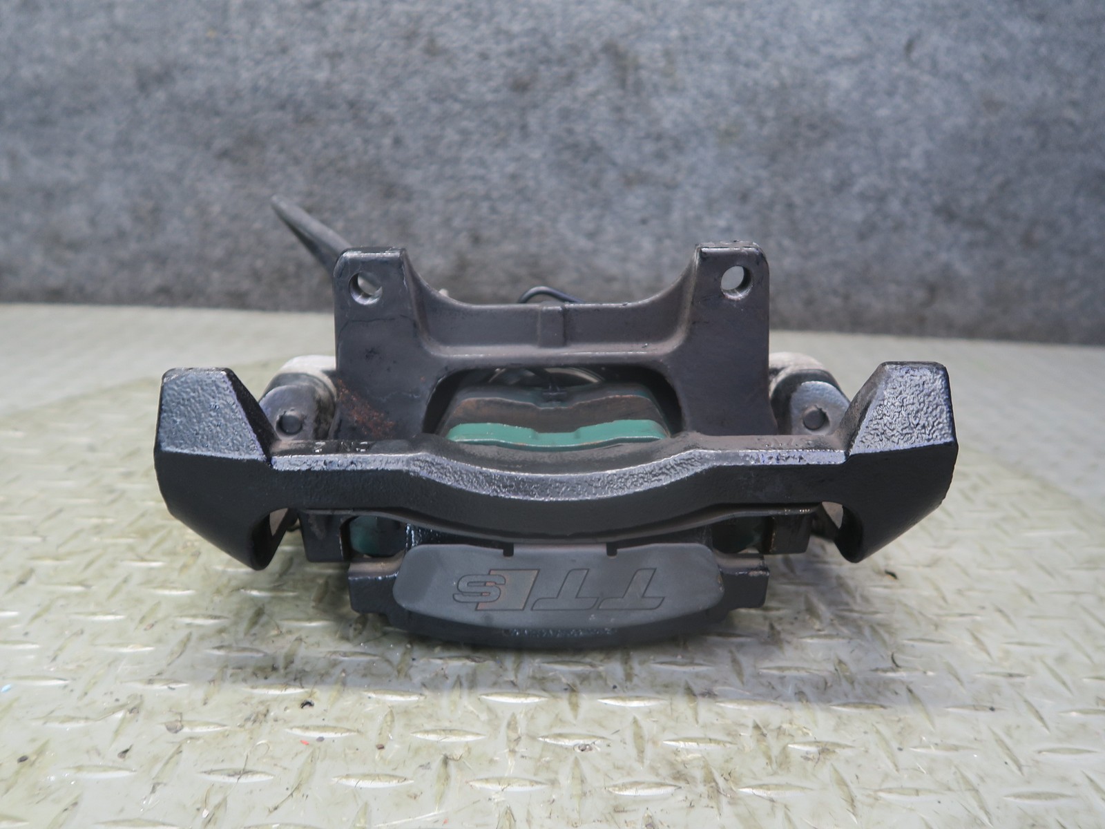 09-15 AUDI TT S 8J SET OF 2 FRONT LEFT & RIGHT BRAKE CALIPER 340mm 116K MILE OEM
