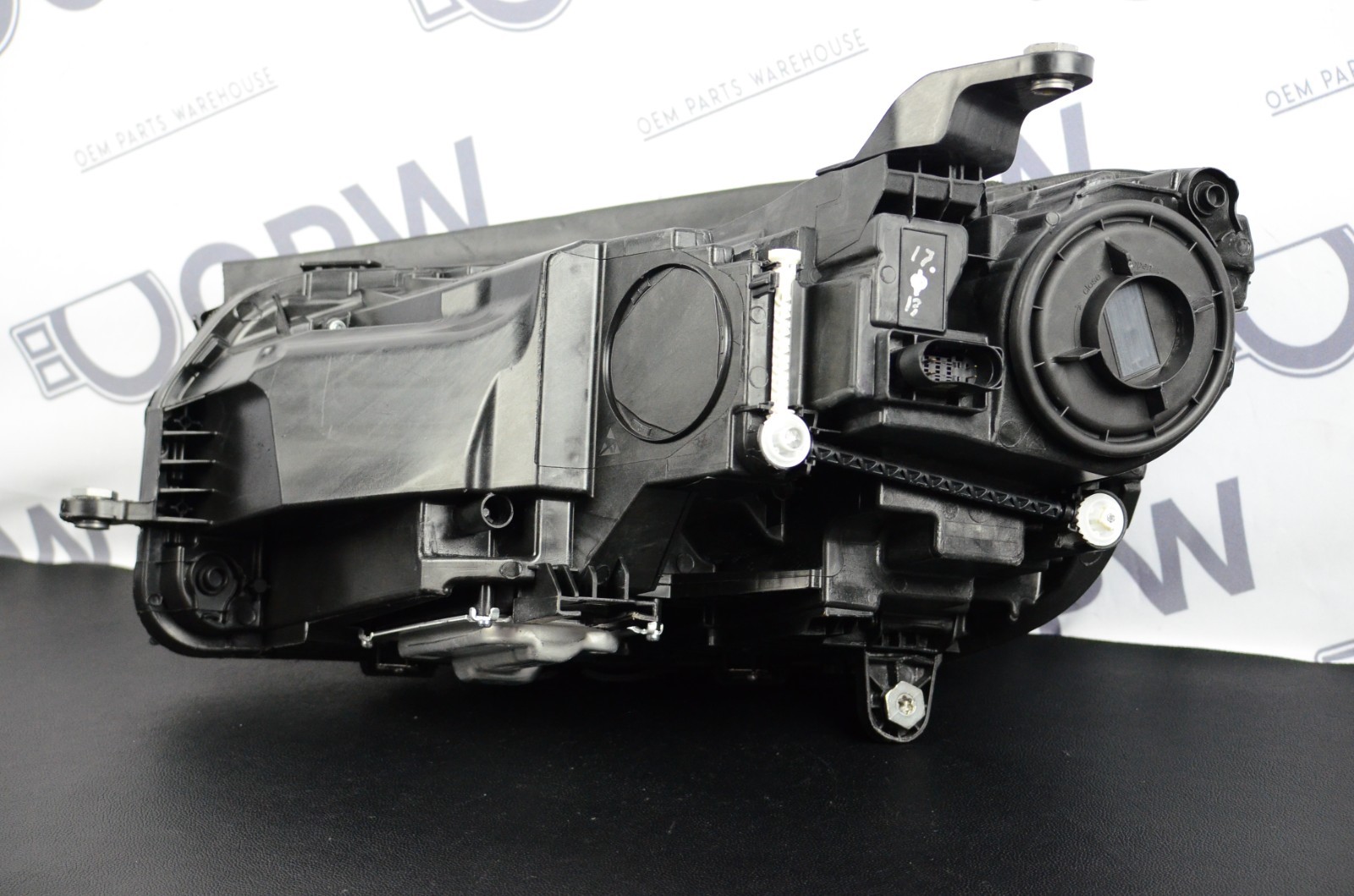 Perfect! Euro 2019-2022 Mercedes GLE Class Single Beam LED Headlight Right OEM