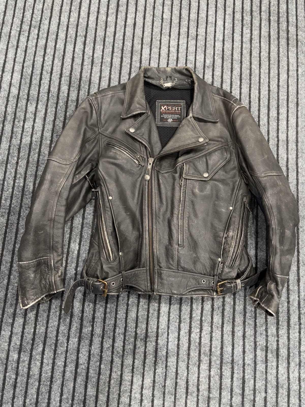 Distressed Xpert Performance Motorcycle Leather Jacket Armor Men’s Large