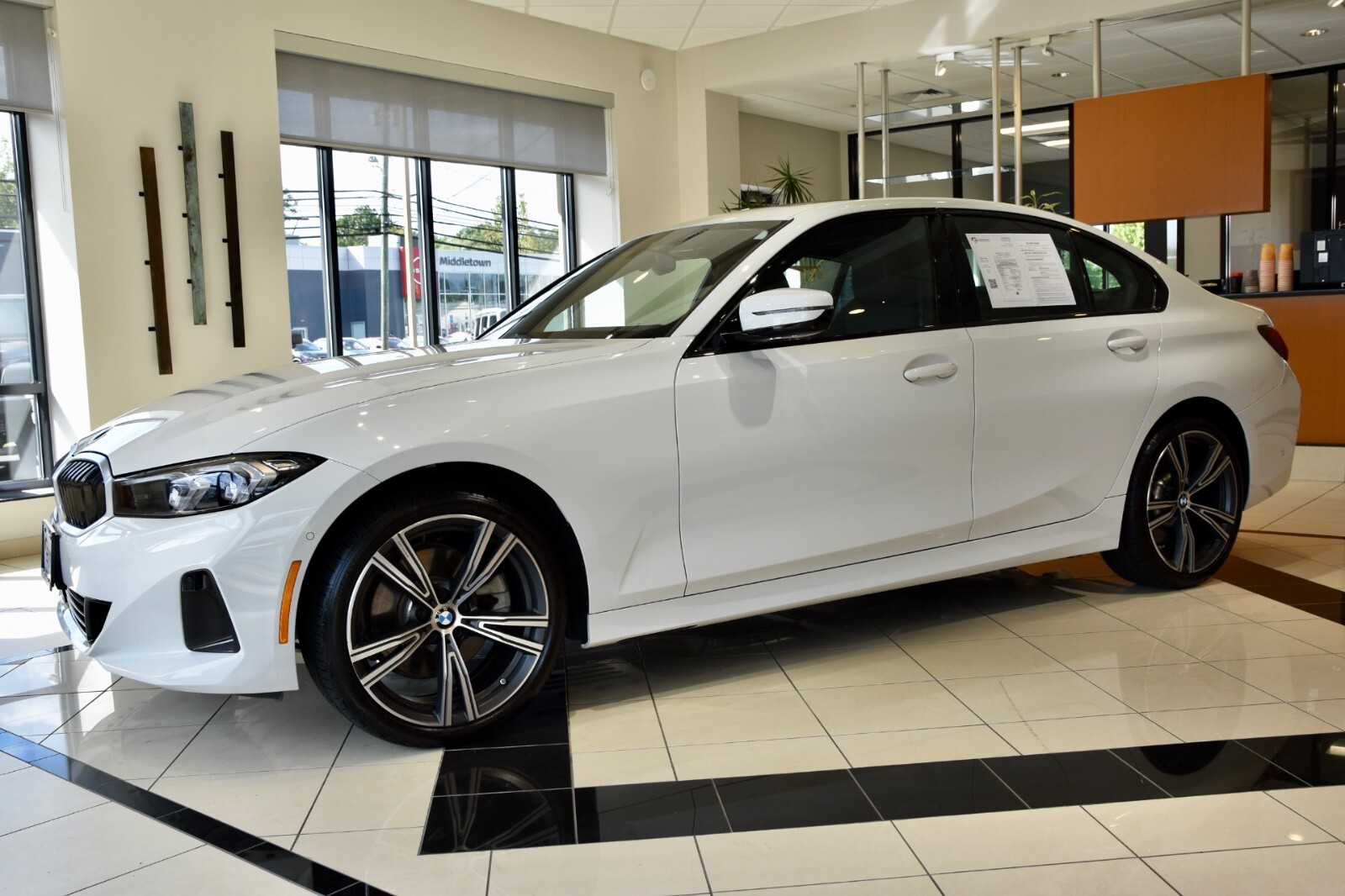 Touch Up Paint for BMW 3 series with paint code 300, Alpine White.