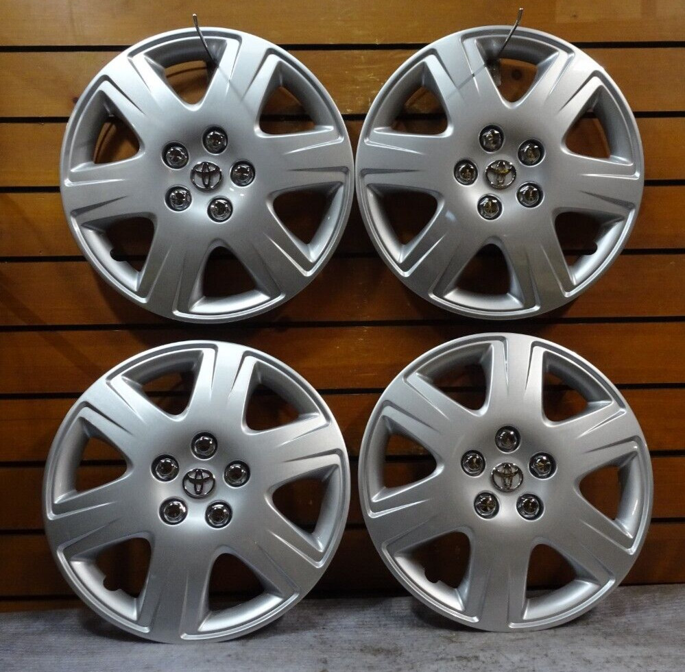 NEW Set of (4) 15″ Silver Hubcaps fit Toyota Corolla 2005-2008 6 Spoke 61133