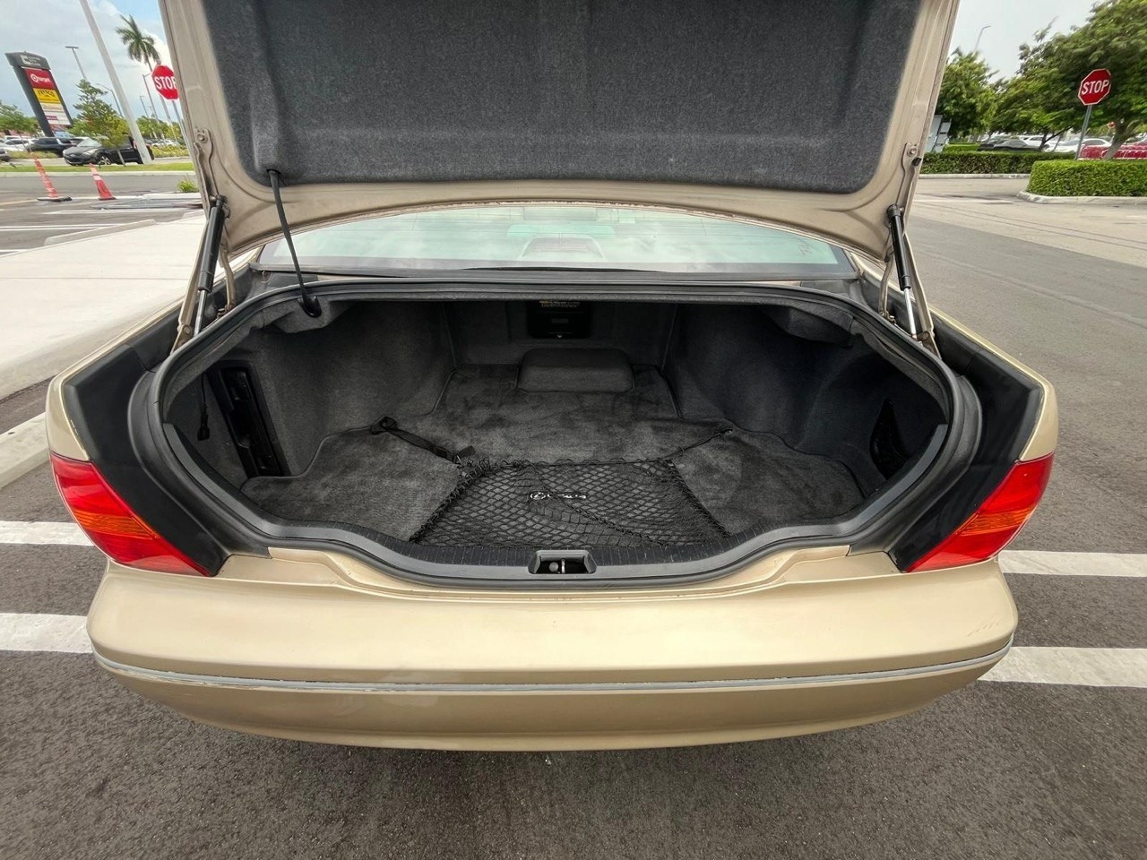2002 Lexus LS430 Low Miles Runs Great Well Maintained