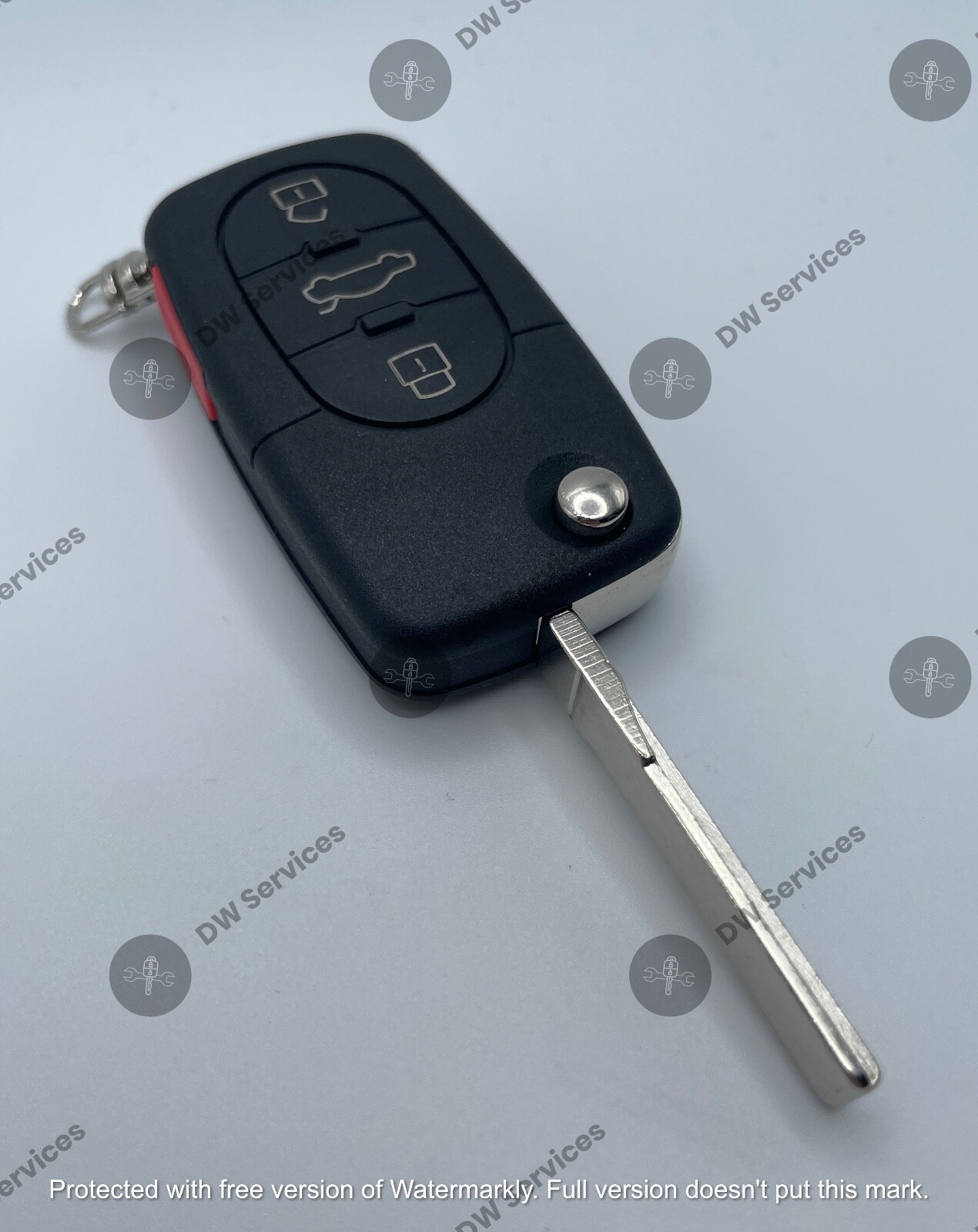 NEW! Audi keyless entry remote FLIP key fob 4D0837231E / 231P – MYT8Z0837231
