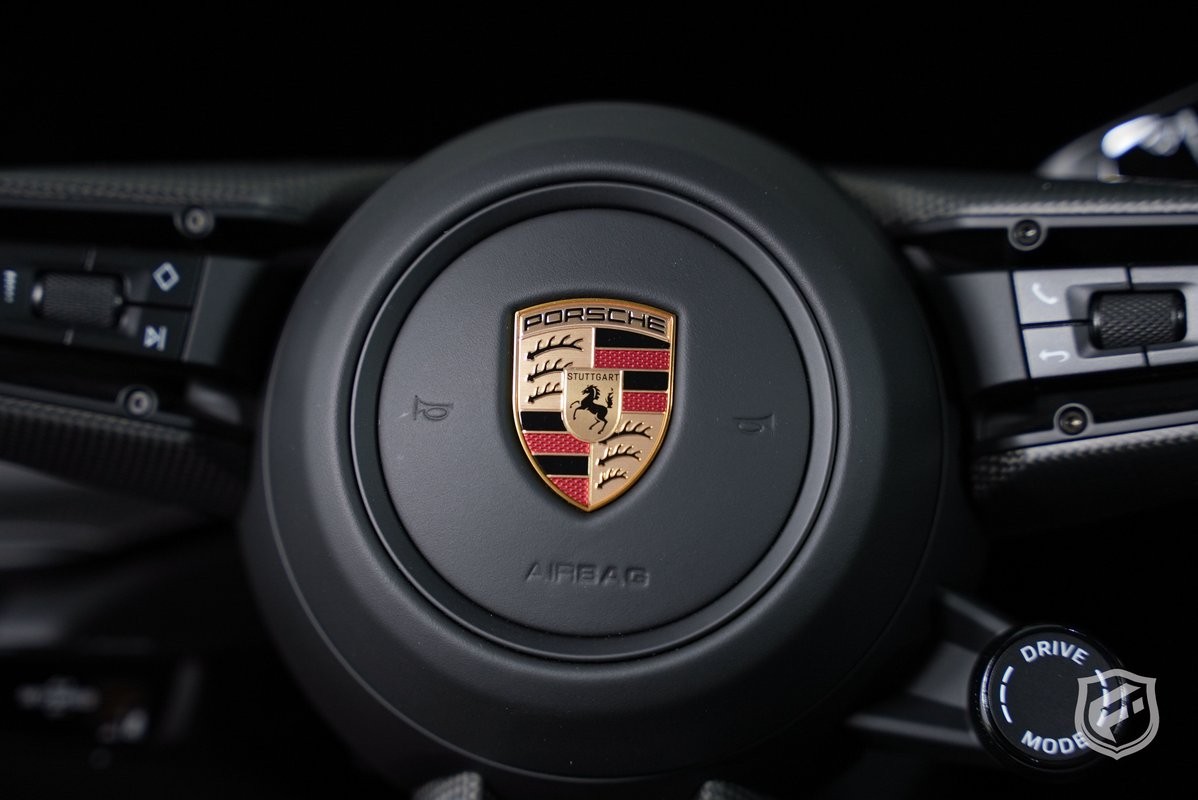 2025 Porsche 911
