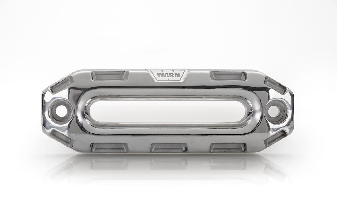 Warn 100660 Winch Hawse Fairlead For Epic Series Winches 1″ Thick Polished