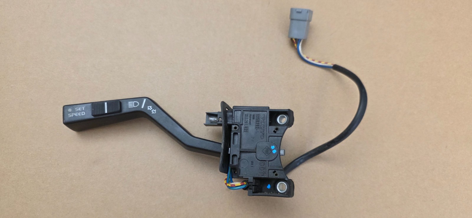 83-95 VOLVO 780 760 760 740 940 960 TURN SIGNAL CRUISE HAZARD SWITCH 1258292 OEM