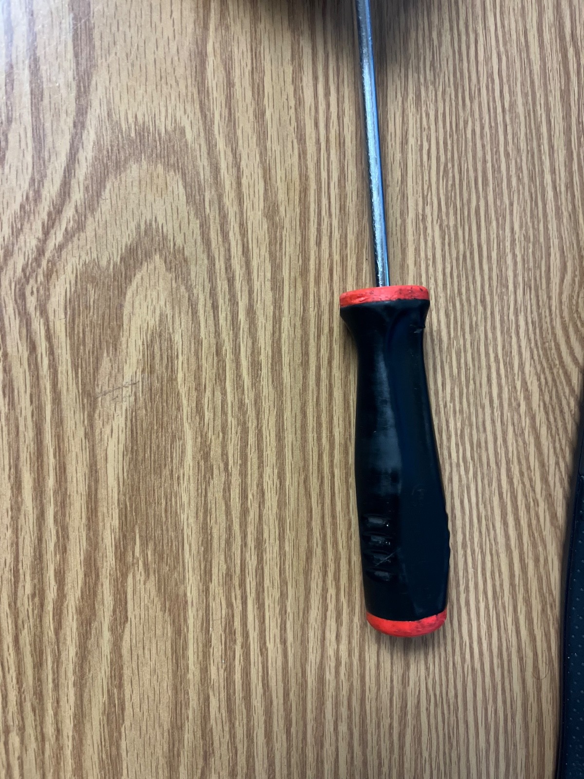 SNAP ON – SGA173 – RED/BLACK CUSHION GRIP HANDLE – HOSE PICK – LOC#193