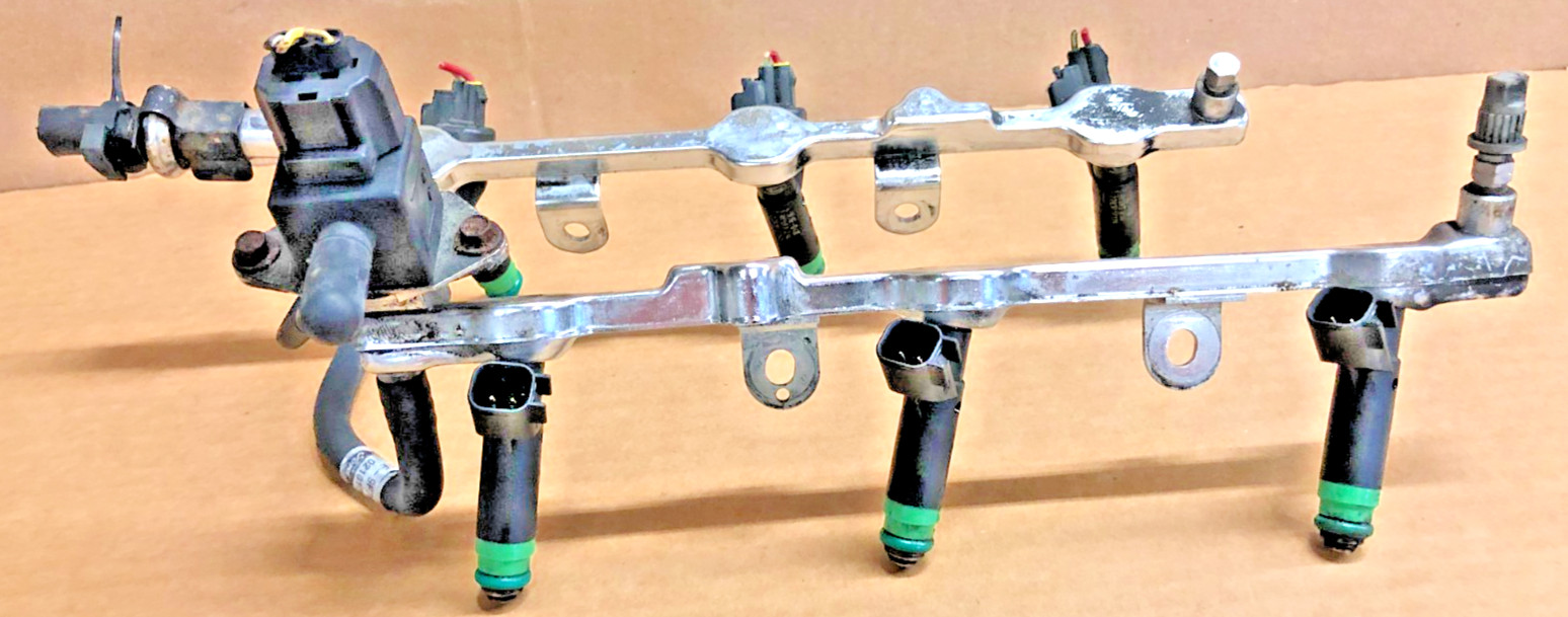 2003 ford taurus fuel injector rail 3.0L 2002-2007 mercury sable