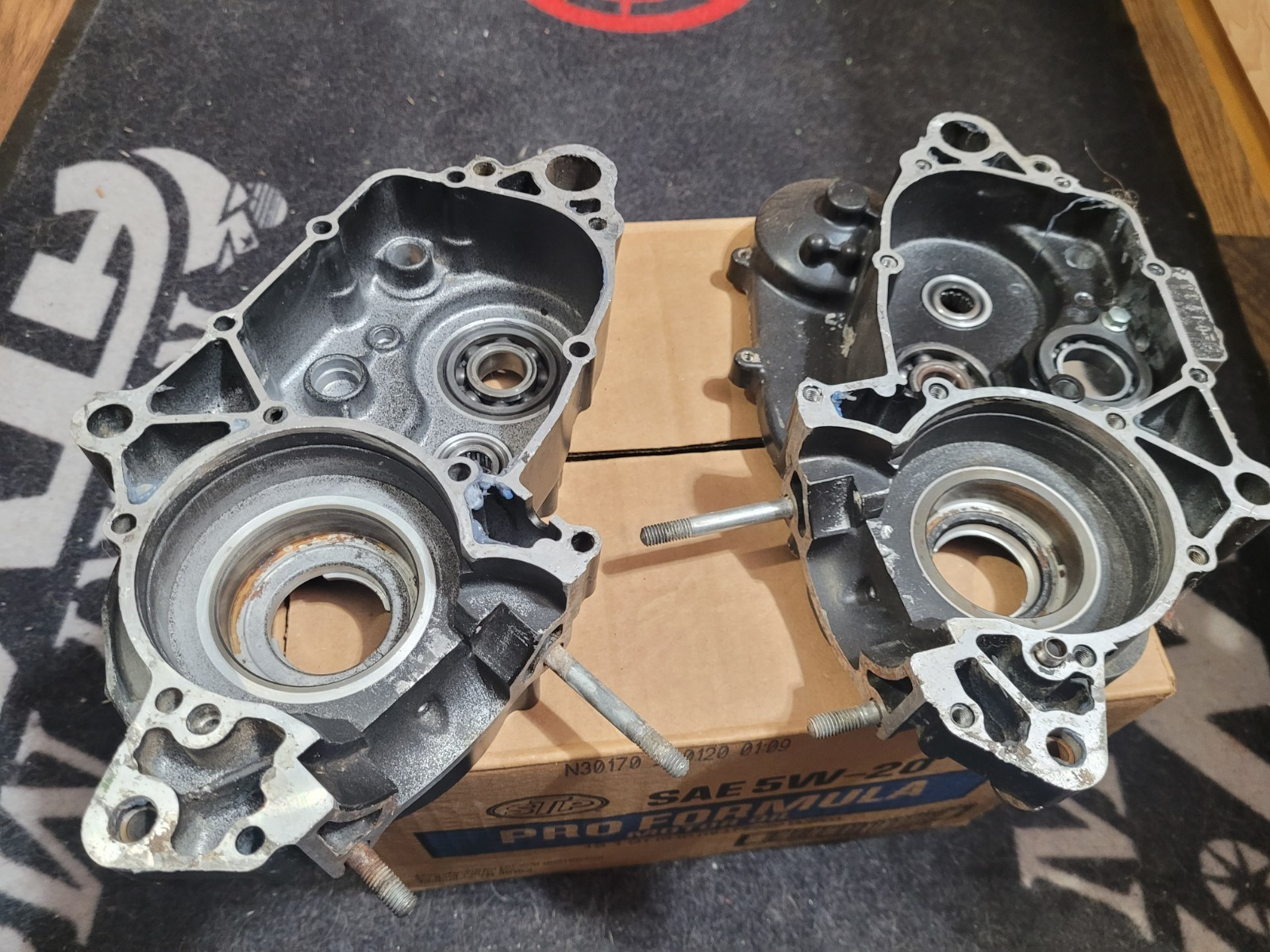 1985 1986 1987 Kawasaki KX125 KX 125 Right left Crankcase Crank Case 14001-5184