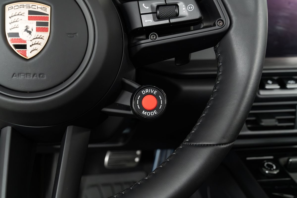 2025 Porsche 911 Targa 4 GTS