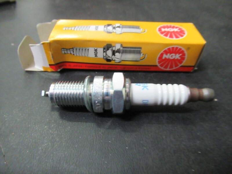 SP20 Genuine NGK DPR6EB-9 Spark Plug 3108 OEM New Factory Boat Parts