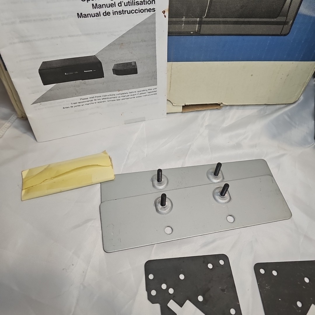 Panasonic CX-DP801EUC Car Audio 8-Disc CD Changer Original Box New