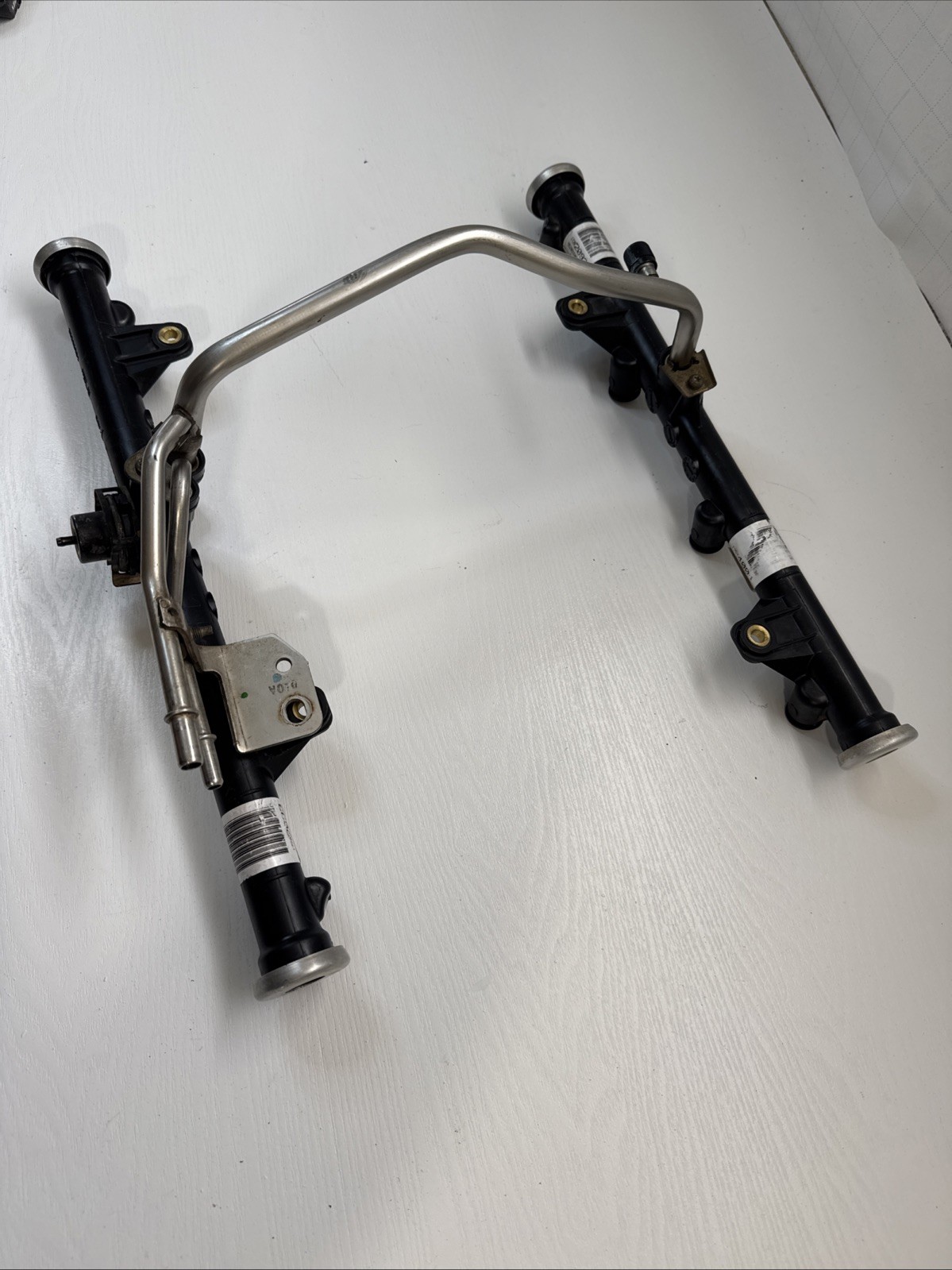 ☑️ OEM FUEL RAIL Chevy SILVERADO GM SIERRA 4.8 5.3 6.0 LS1 LS2 LS6 LQ9 LQ4 GM