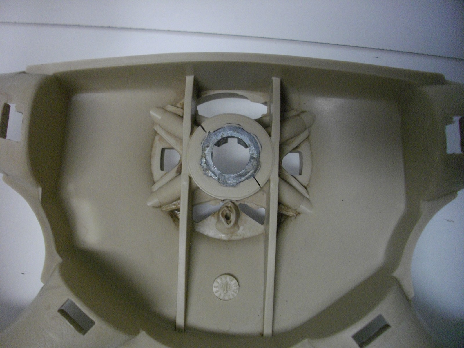 Ultraflex Steering Wheel for Bentley Pontoon Boat 13″ Diameter
