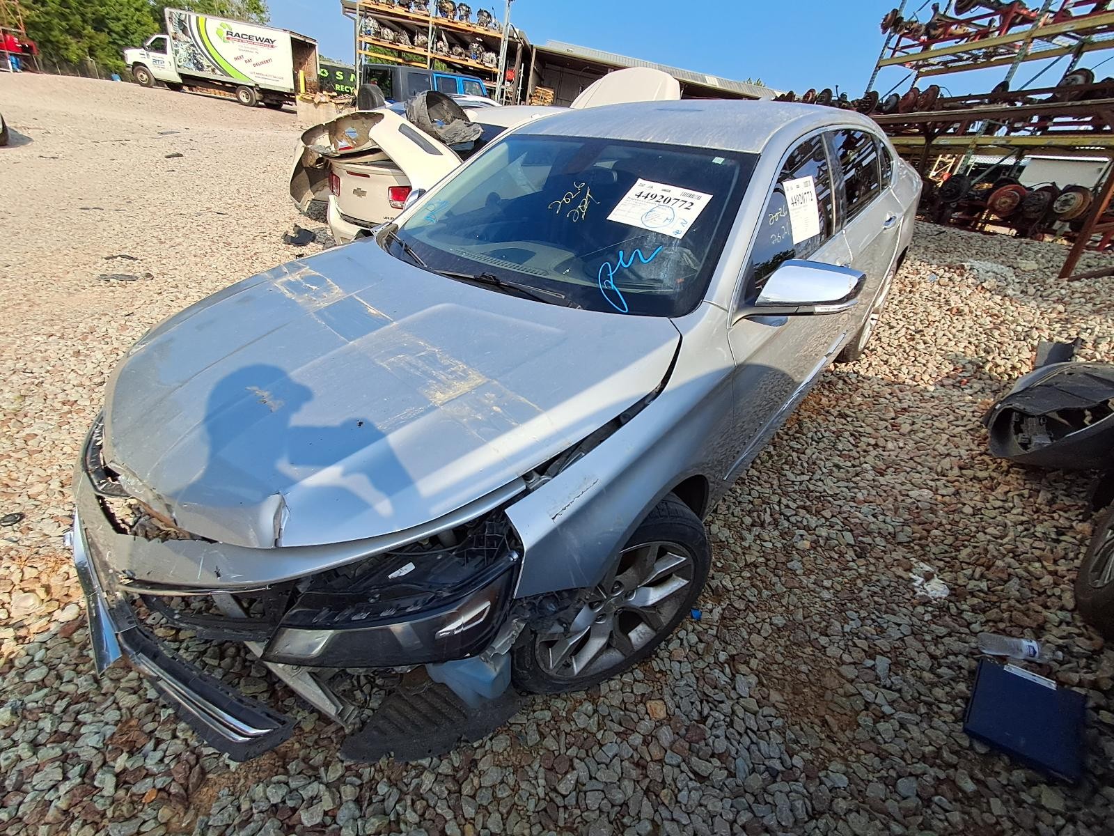 Used Instrument Panel Air Bag fits: 2018 Chevrolet Impala front passenger knee G