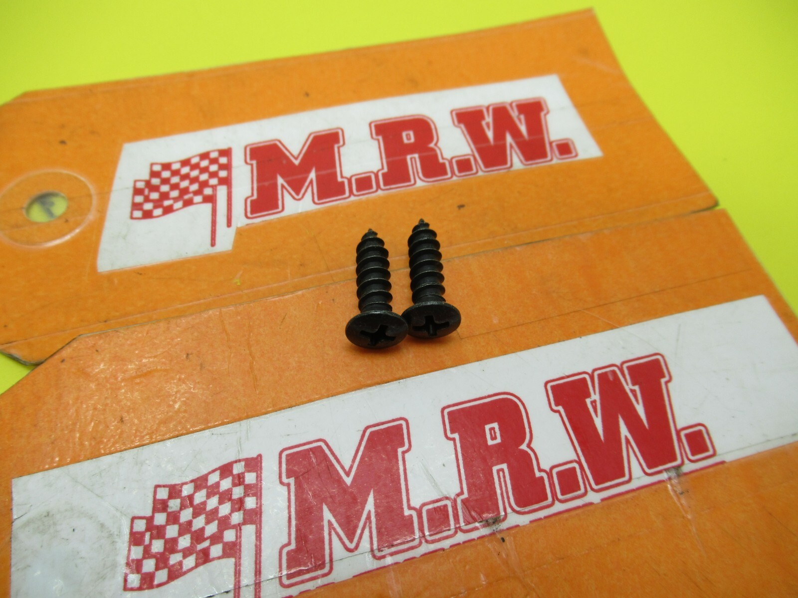 SUN VISOR SUNVISOR SCREWS SCREW MOUNT CAR BODY ROOF TOYOTA MR2 SPYDER 00-05 OEM