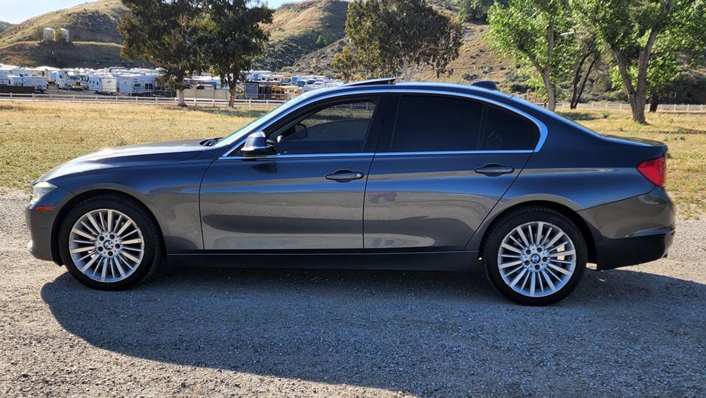 2012 BMW 328i