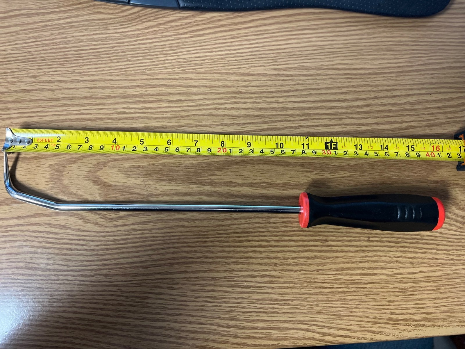 SNAP ON – SGA1711A – LONG HANDLE HOSE PICK WITH RED/BLACK CUSHION GRIP – LOC#194