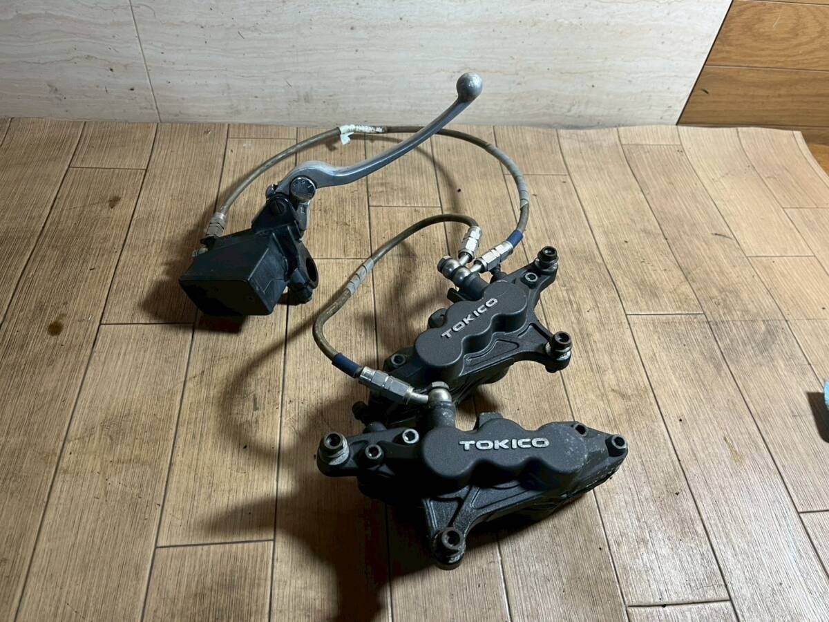 Suzuki Hayabusa GSX1300R GW71A OEM Front Brake Calipers Set Right & Left