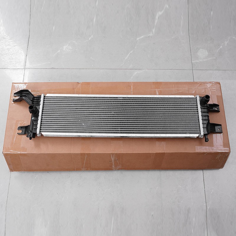 Radiator 68238491AB 68238491AC For Chrysler Pacifica Voyager 2021-2024 V6 3.6L