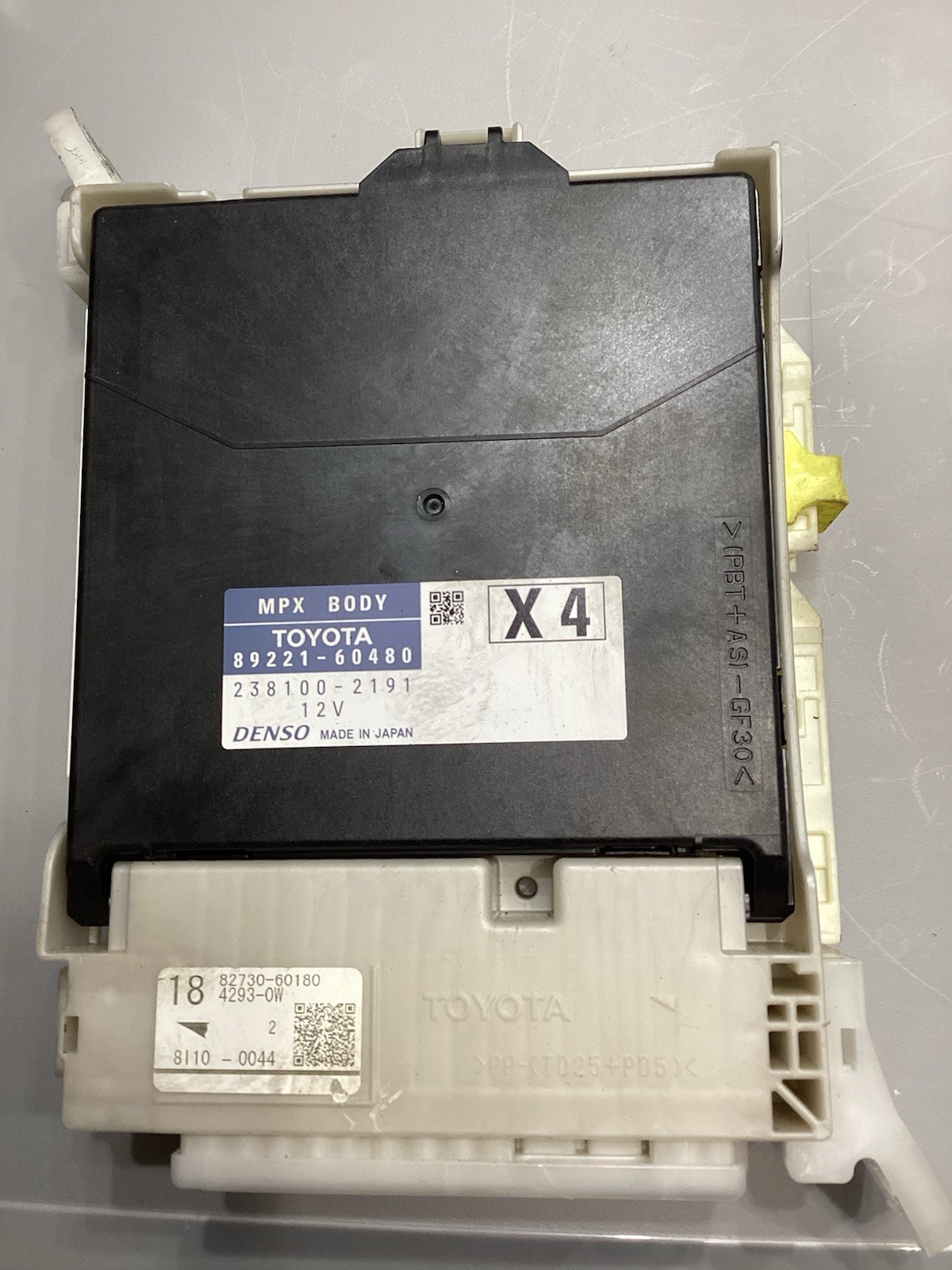 OEM Lexus Gx460 Body Mpx Body ECU Body Control Module