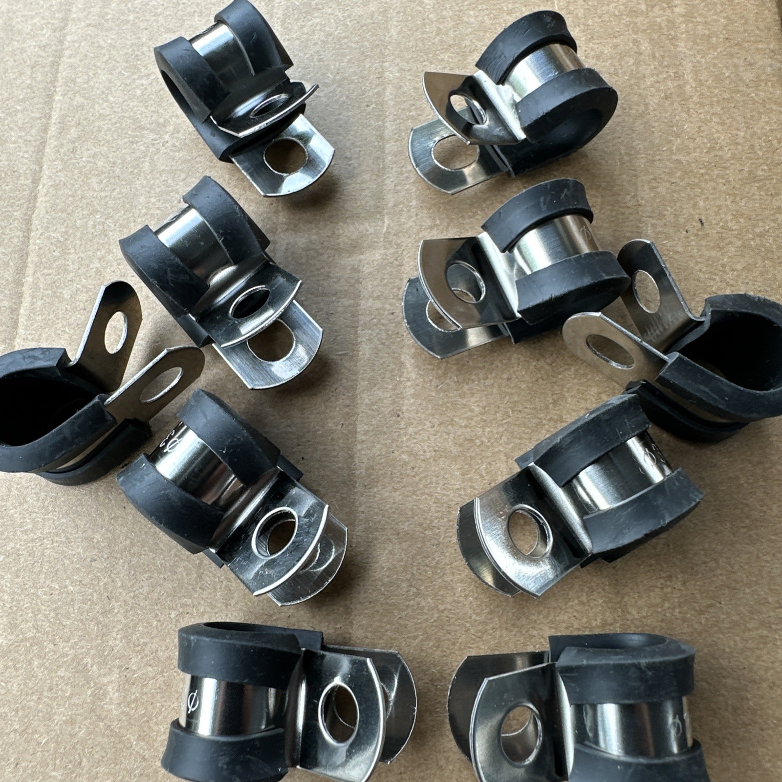 10mm (3/8″) Rubber Lined P-Clip Hose Clamps – 10x Stainless Steel Marine Grade