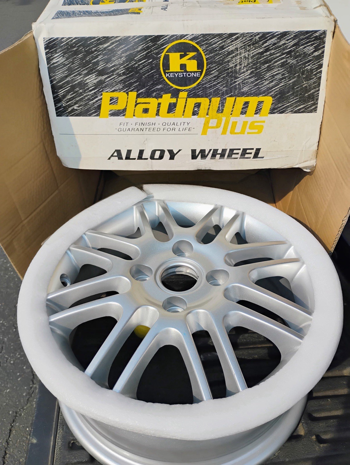 NEW Keystone Platinum Plus Alloy Wheel for Ford Focus 2000-2011