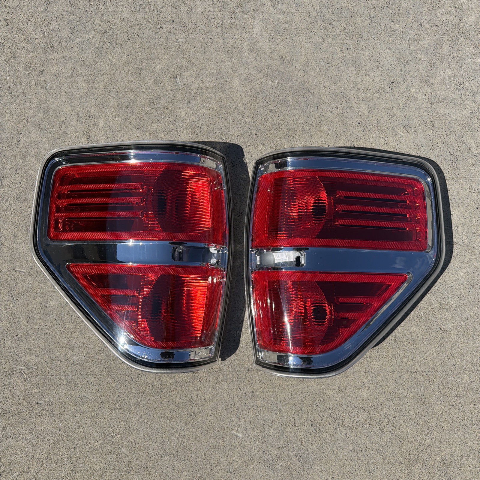FIT FOR 2009-2014 FORD F-150 PICKUP REAR TAIL LIGHTS BRAKE LAMPS LEFT & RIGHT