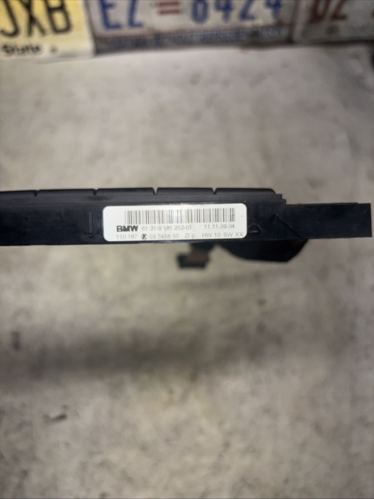 08-13 BMW E88 135I CONVERT CENTER CONSOLE TOP ROOF SWITCH PANEL OEM
