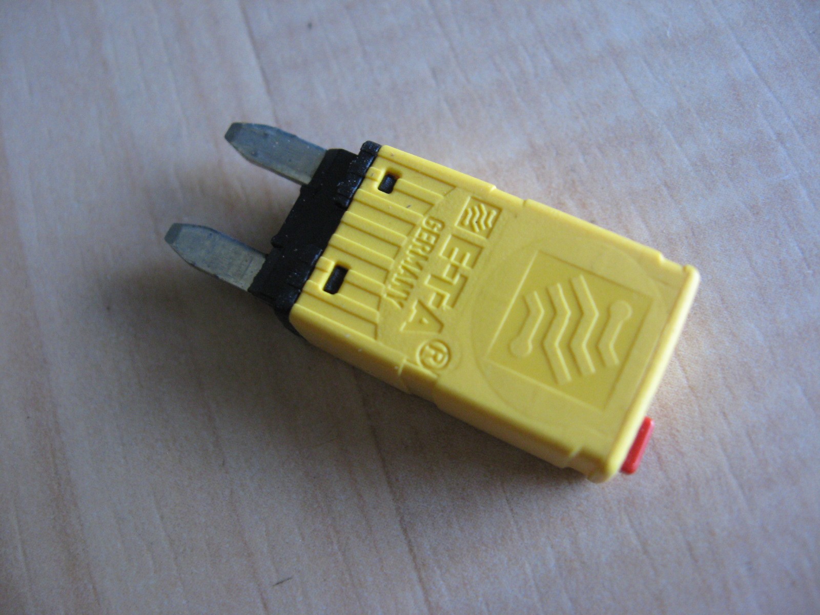 E-T-A Automotive Circuit Breaker 1620-3 1620-3-20A 20A Yellow ATM Mini #M147PL