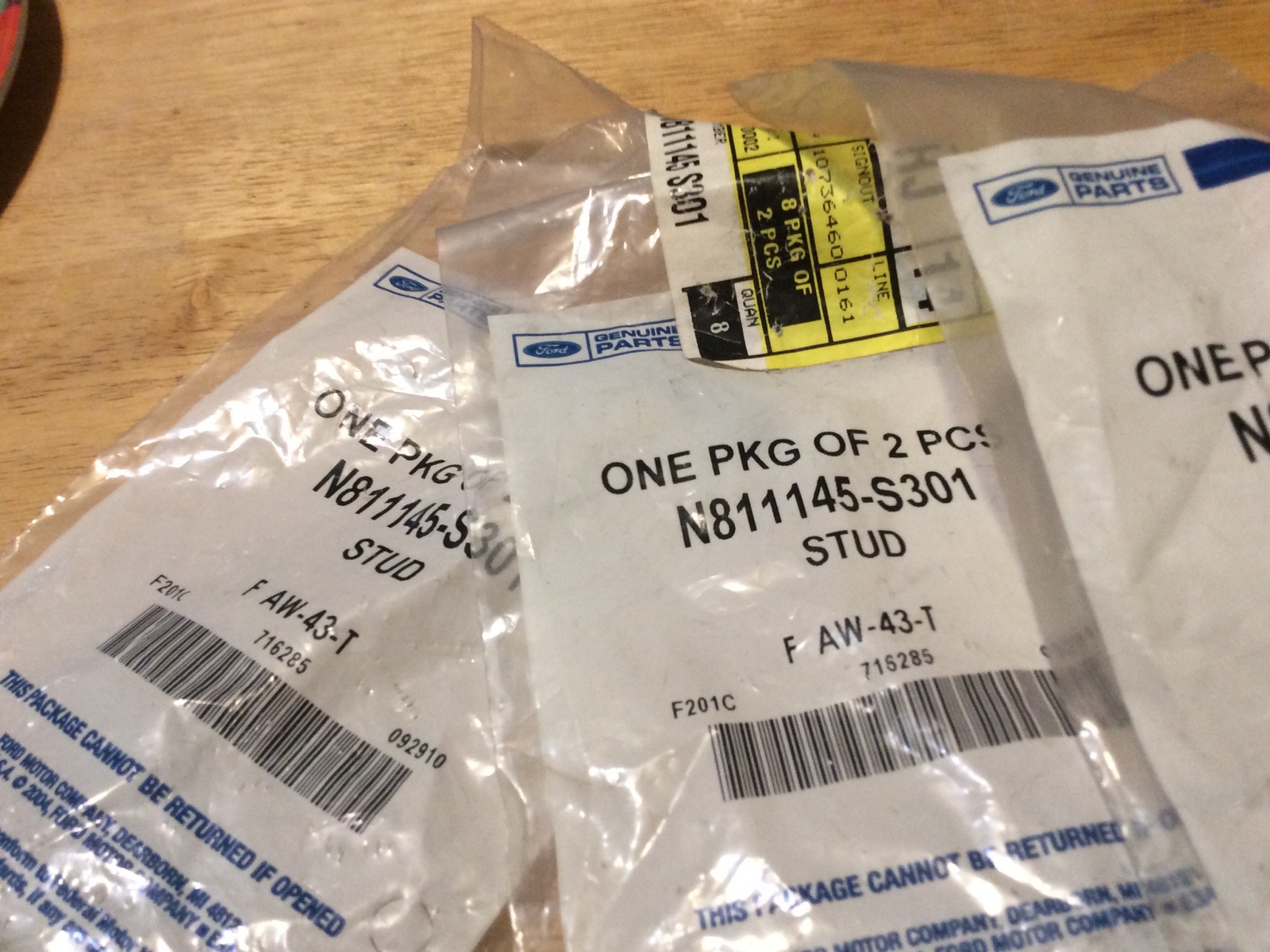 8 Pieces N811145S301 – STUD – Ford 4 Packages of 2.
