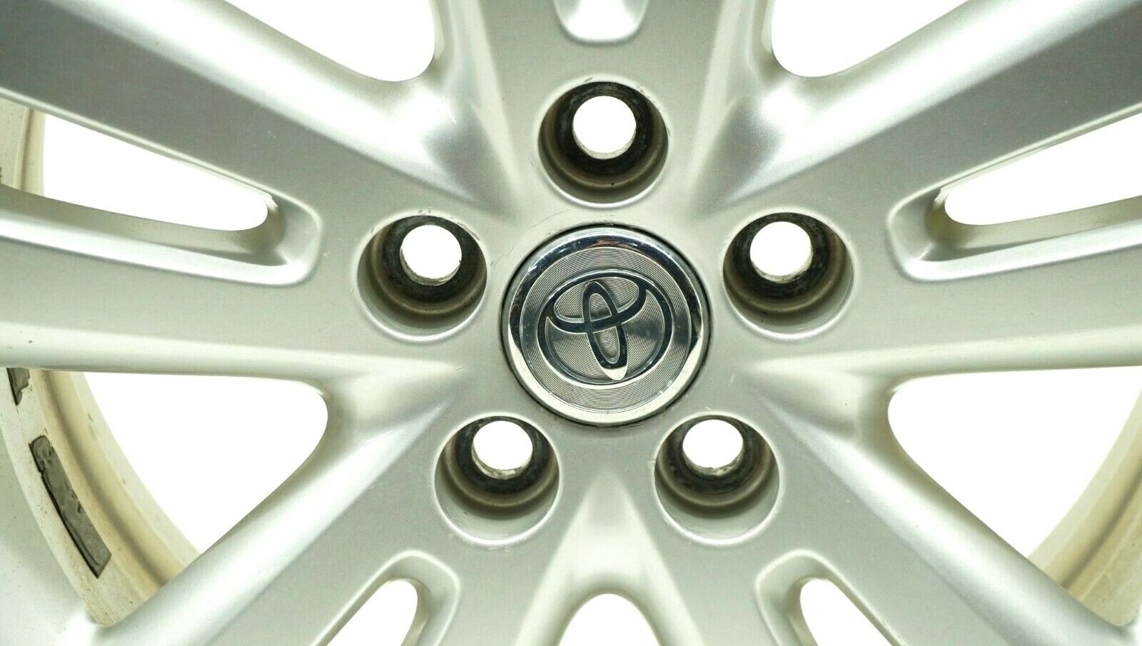 2006-2007 TOYOTA HIGHLANDER 5 DOUBLE SPOKE WHEEL RIM 17″ 17X6-1/2J W/ CAP OEM