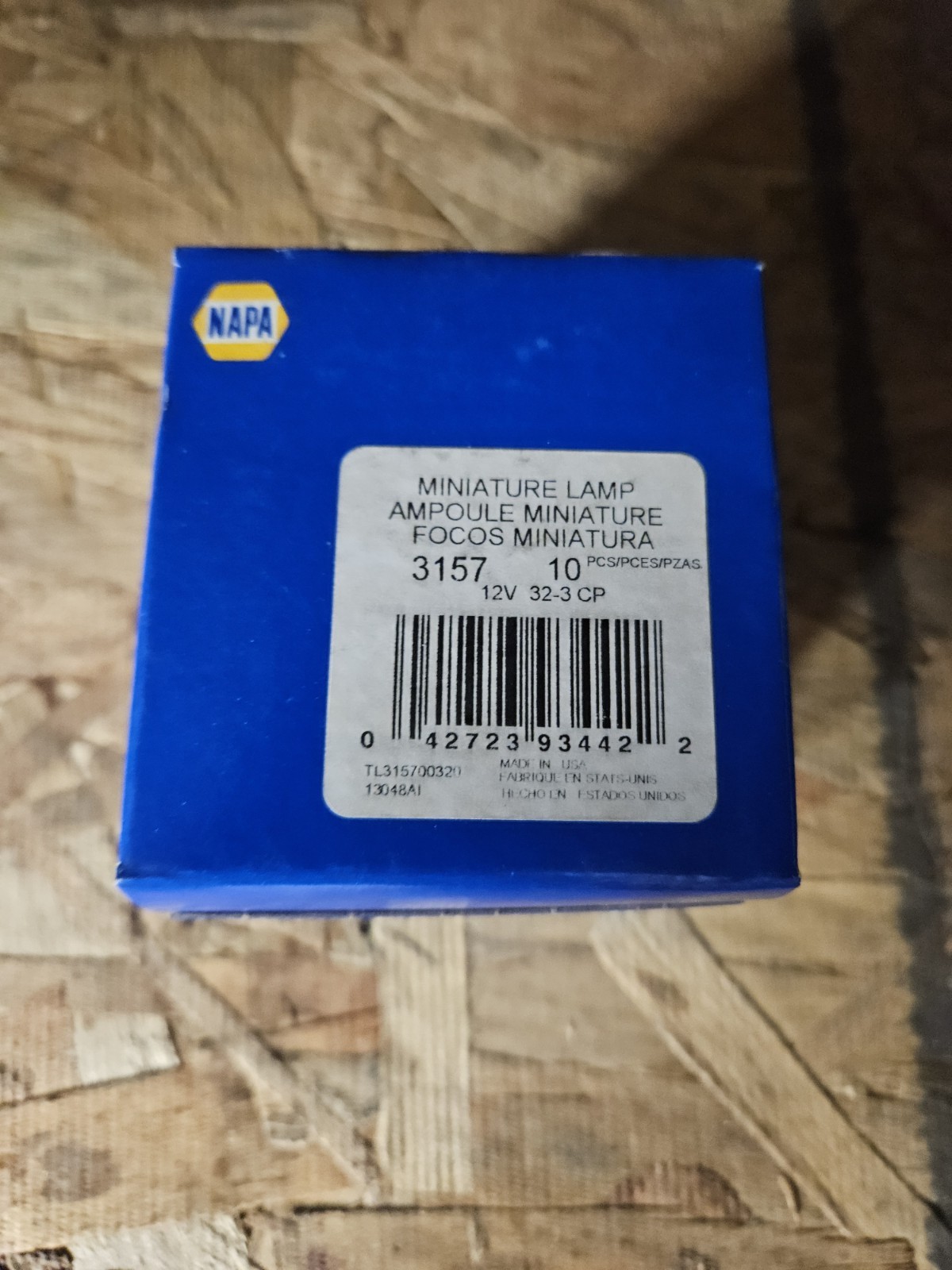 NEW WAGNER 3157 Tail/Brake/Turn Signal Bulb (10)