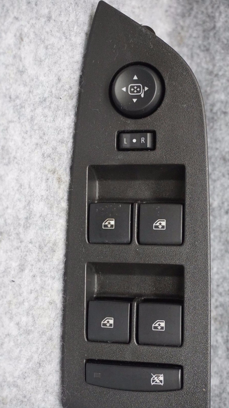 10 11 12 13 14 15 16 17 Chevrolet Equinox Driver Side Power Window Switch