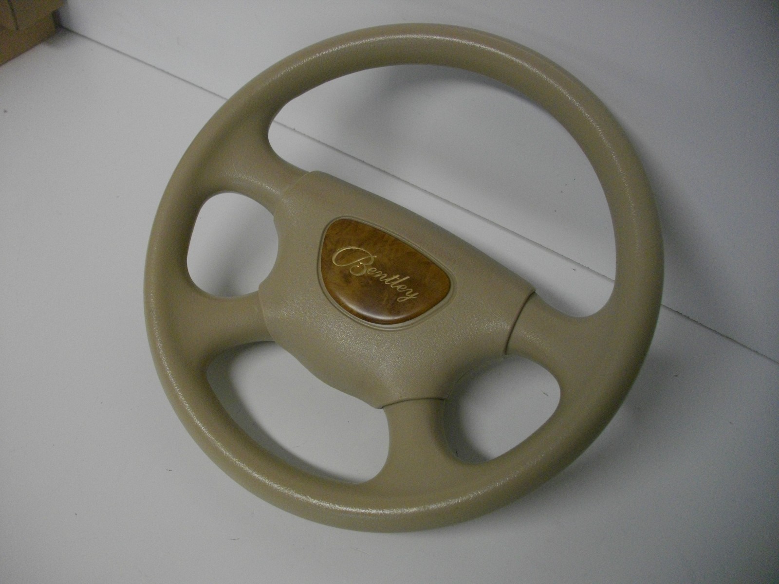 Ultraflex Steering Wheel for Bentley Pontoon Boat 13″ Diameter