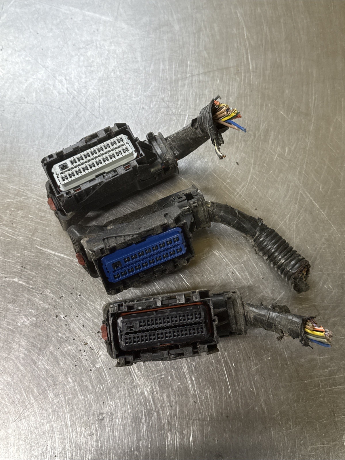 2012 Gmc Terrain Engine Computer Ecu Pcm Ecm Pcu Oem 12648906 Plugs 3.0 liter