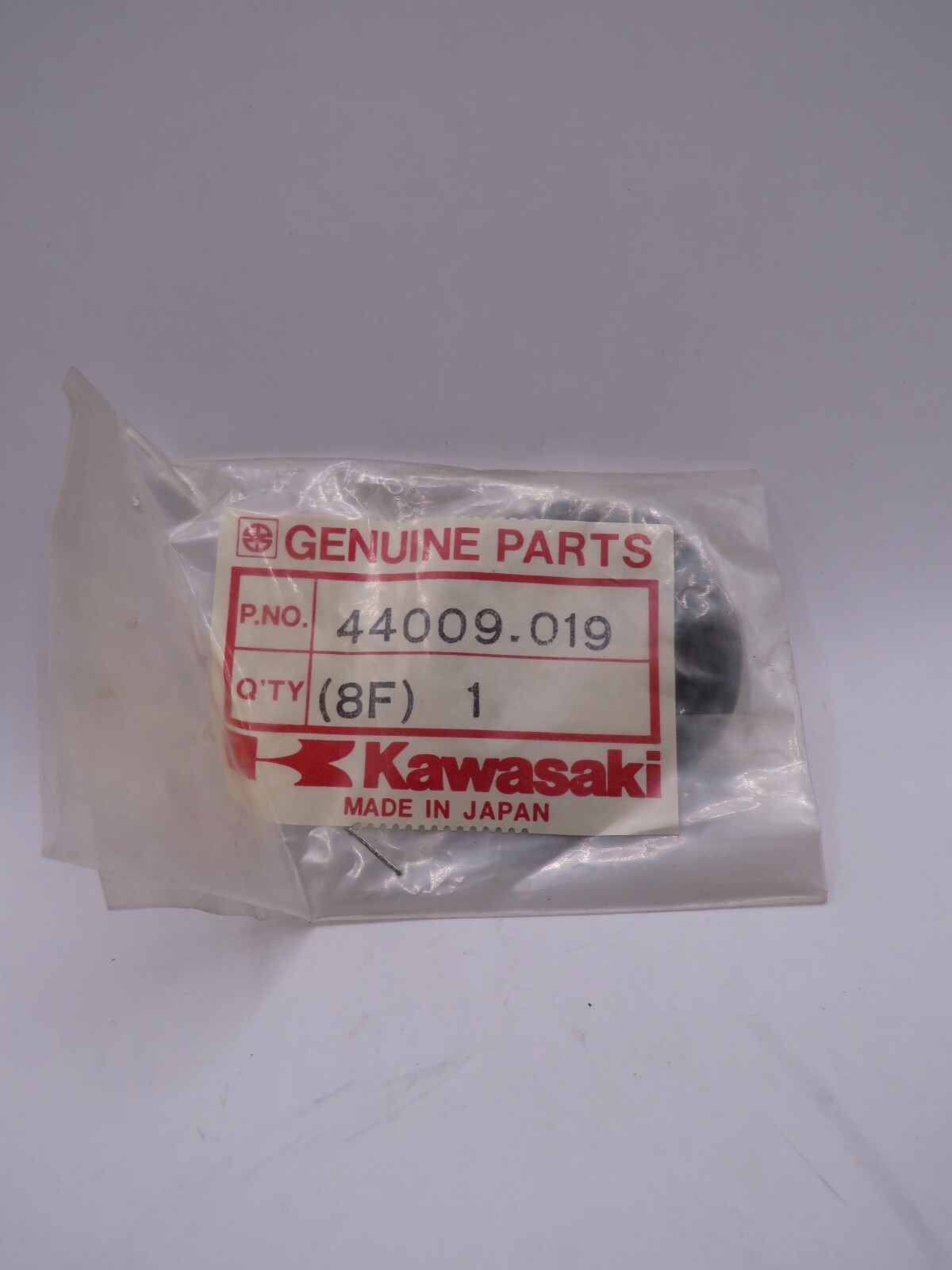 NOS Kawasaki F7 F6 F3 F2 F1 G5 G4 G3 GA3 C2 OEM Genuine Fork Oil Seal 44009-019