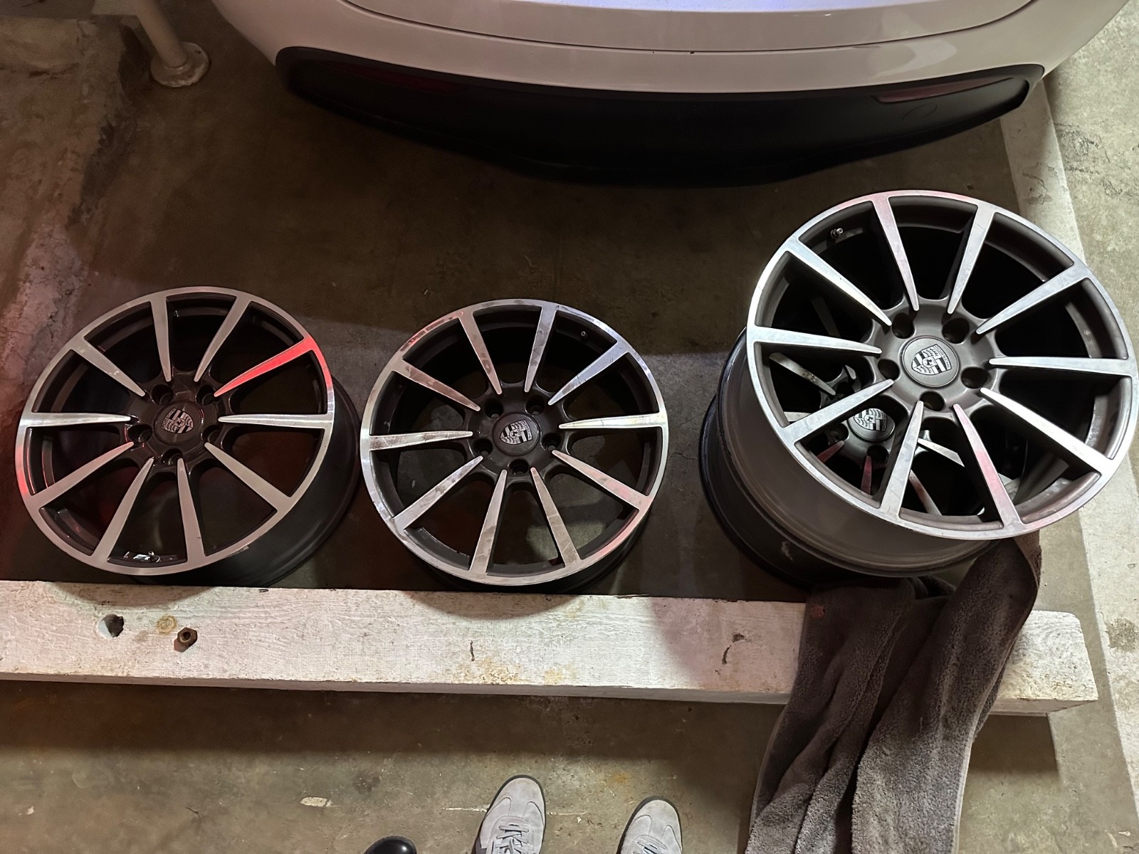 Porsche 981 Boxster/Cayman 20″ Carrera Classic Wheel Rims (2 fronts, 1 rear)