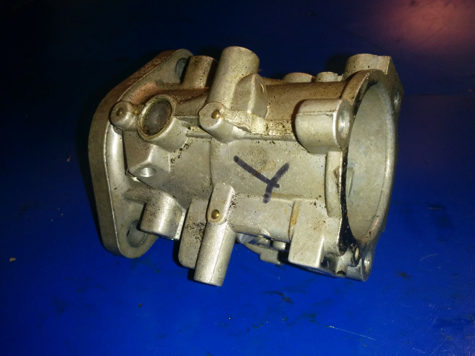 854451 854451T TC-138A carburetor Chrysler mercury force 120hp (2 6c)
