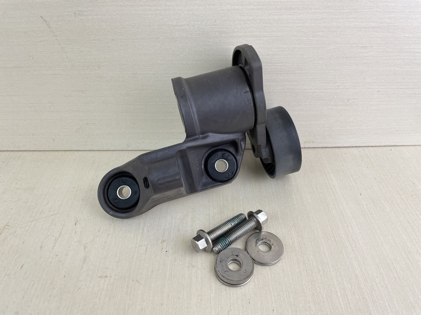 Mercury 135 – 300 HP 4 Stroke Outboard Belt Tensioner Assembly 885349T05 OEM