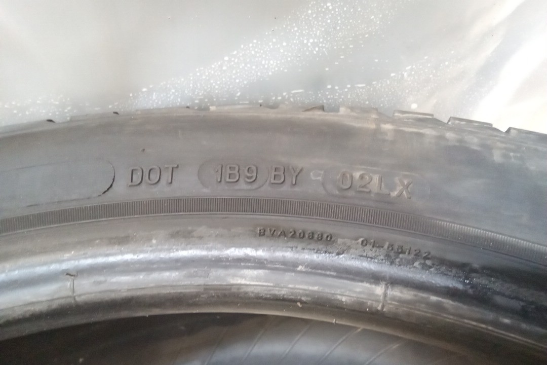 Set of 4 Used 255/40R19 MICHELIN CROSS CLIMATE 2 Tires w/ 9/32 Tread