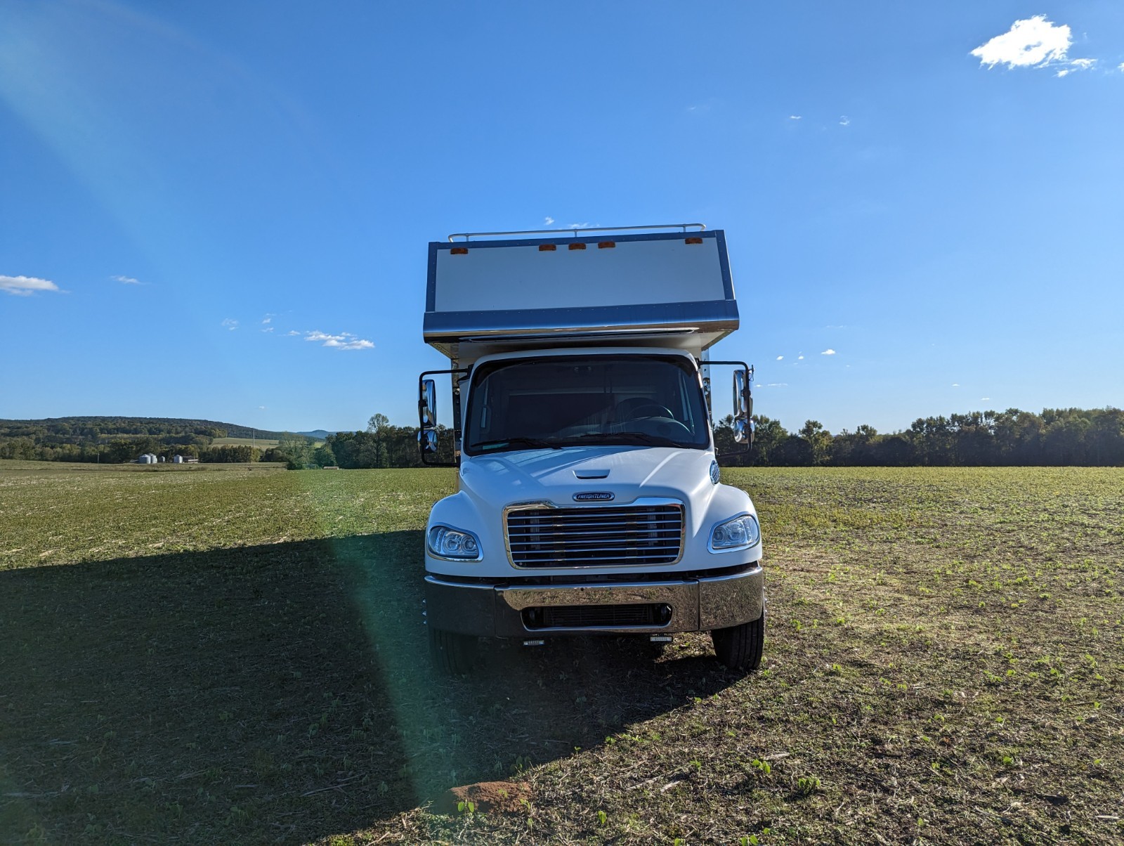 Renegade Business Class M2 Super C with Garage and Lift Gate