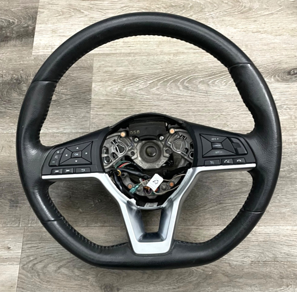 OEM 16-18 Nissan Rogue Black Leather Steering Wheel Assembly Heated 484306FL1B