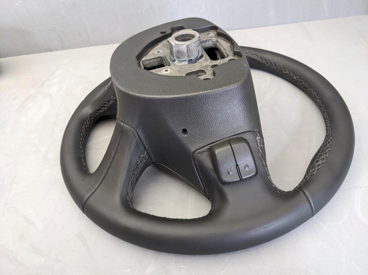 OEM 2014-2020 Chevrolet Impala Leather Steering Wheel Assembly 84237240