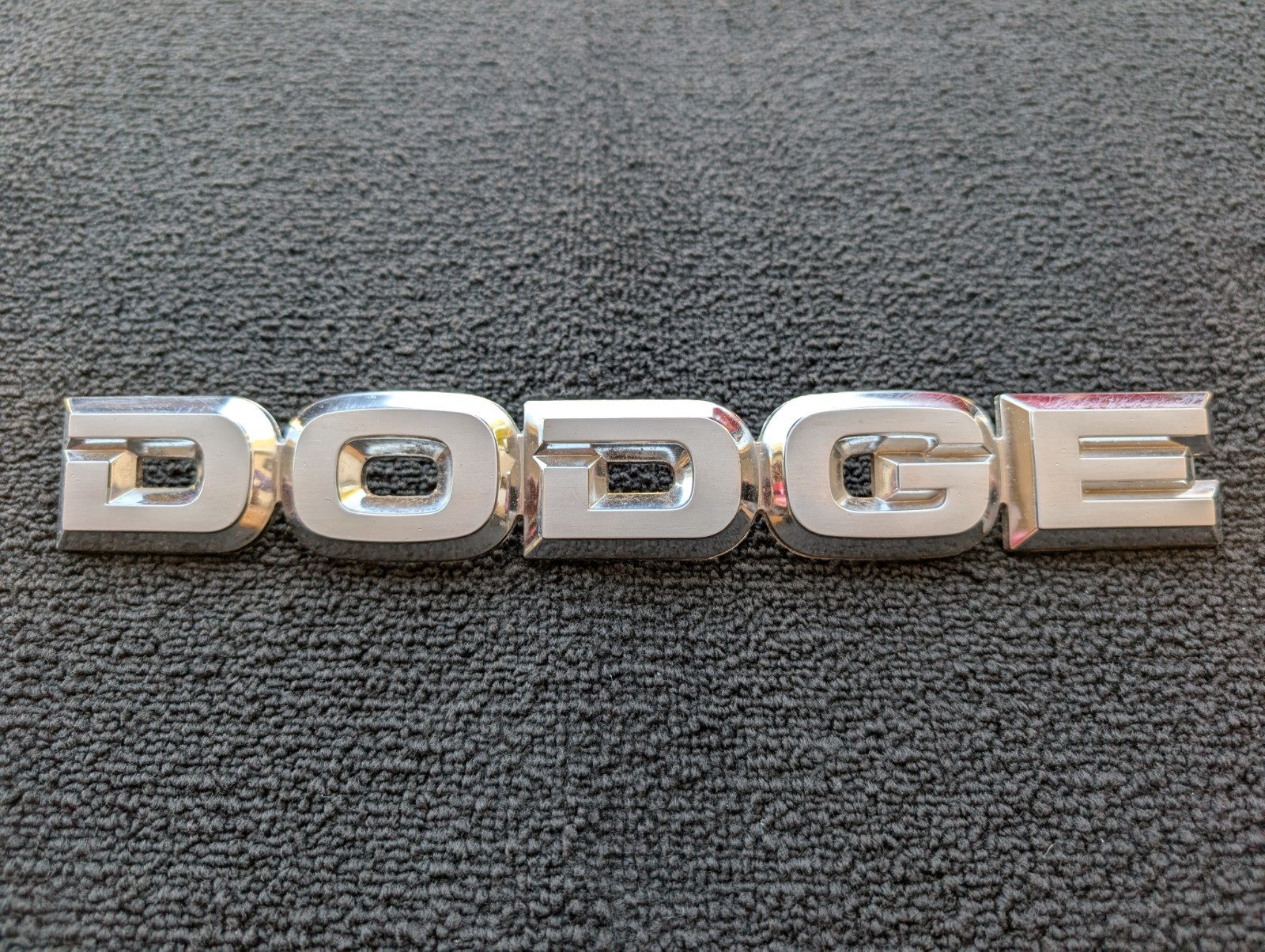 1985 – 1993 Dodge Ram D150 Ramcharger Front Hood Emblem – 4357050- FREE SHIPPING